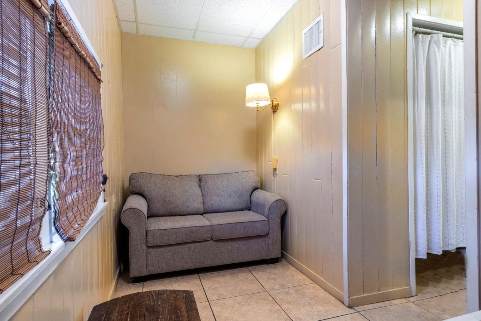 Historic Tremain Cottages Mount Dora Room photo