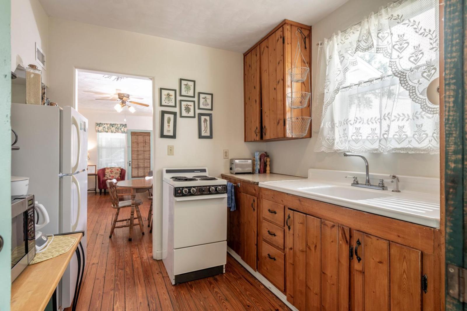 Historic Tremain Cottages Mount Dora Room photo